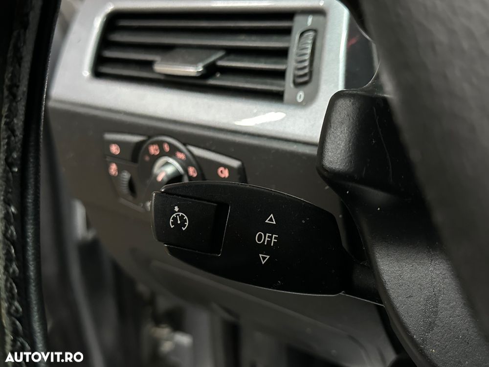 BMW Seria 5 520d Aut. Edition Exclusive - 13