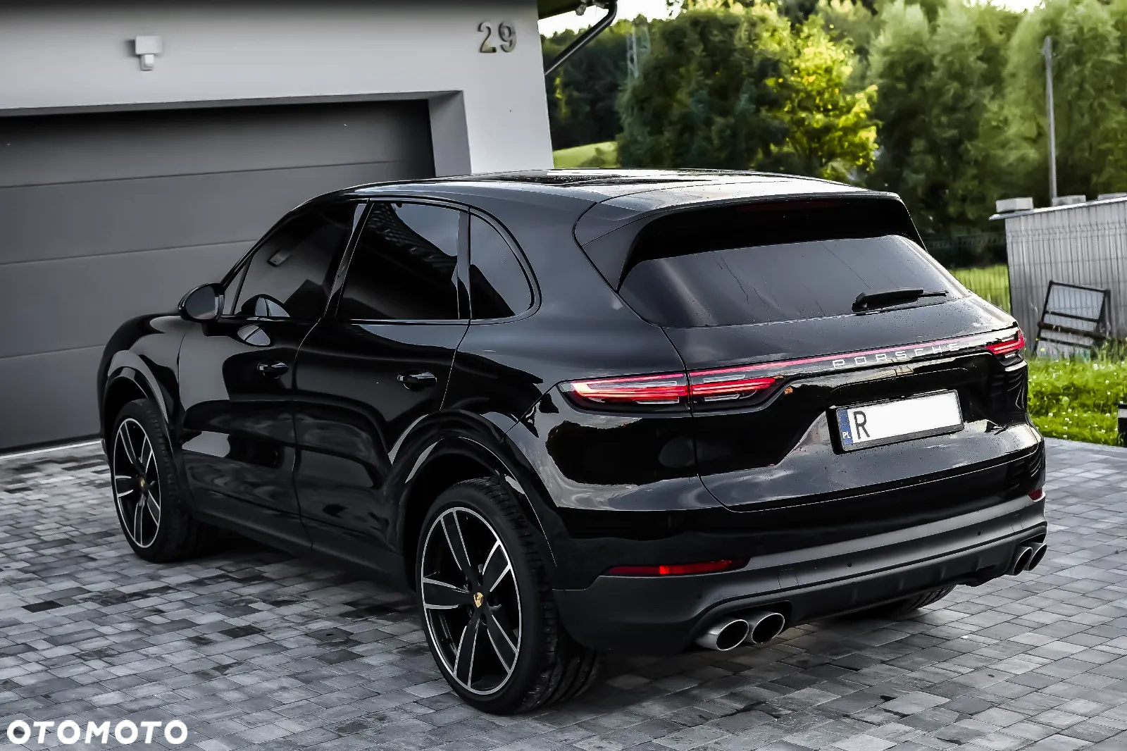 Porsche Cayenne S - 5