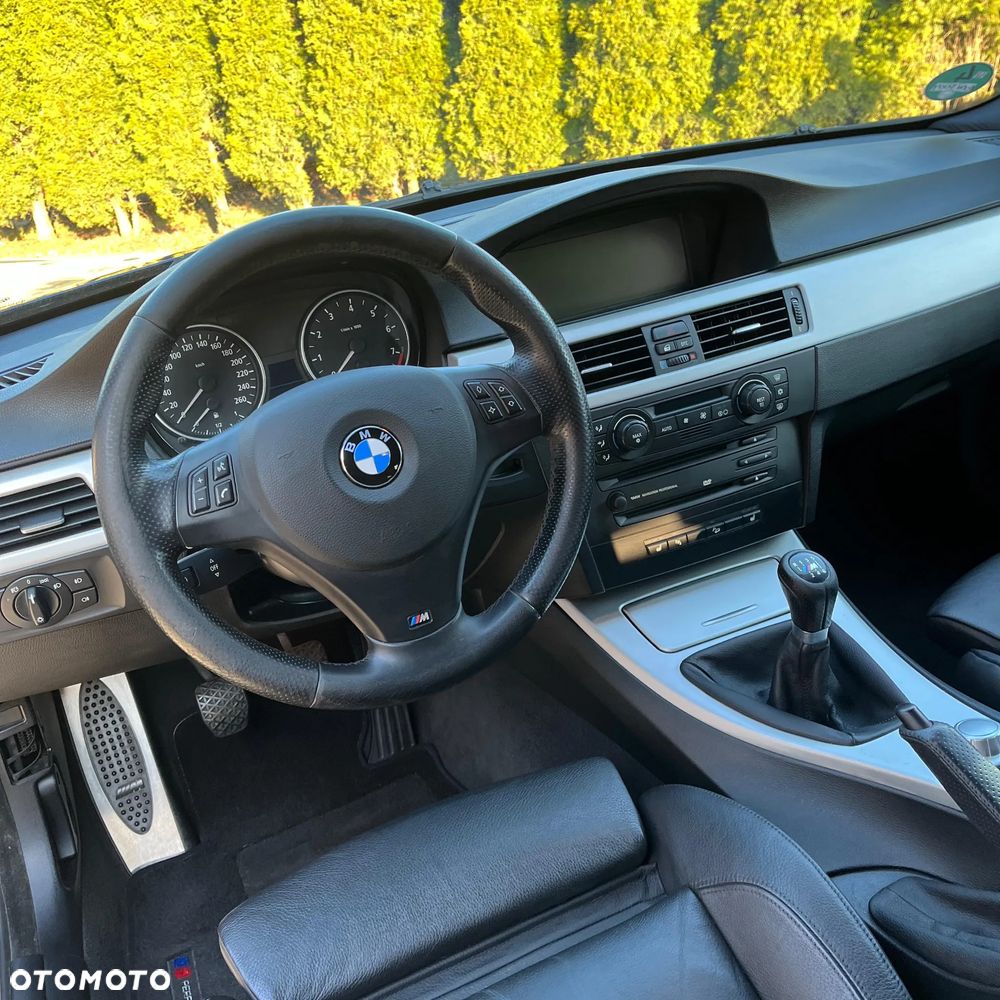 BMW Seria 3 325xi - 34