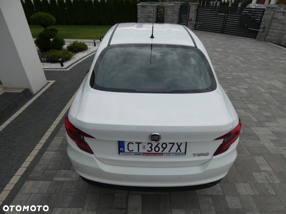 Fiat Tipo 1.4 16V Easy - 11