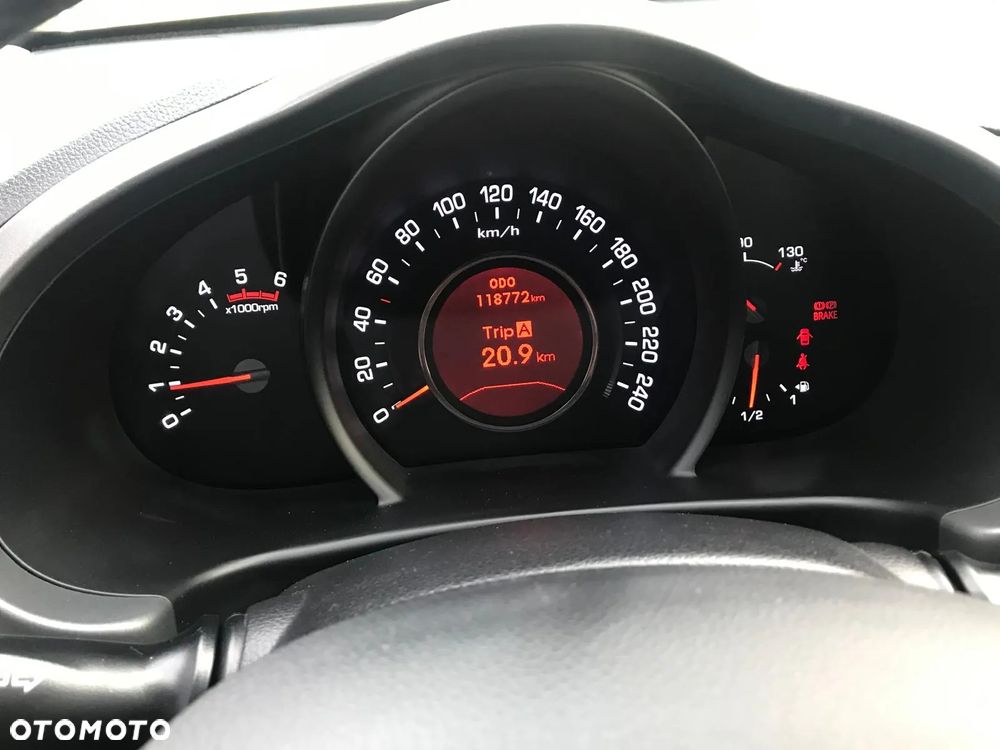 Kia Sportage 1.7 CRDI S 2WD - 9