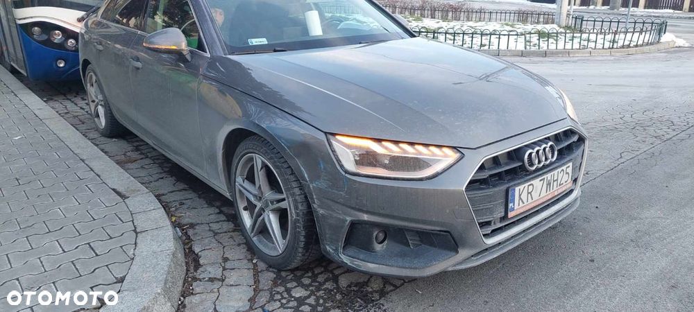 Audi A4 Limousine 35 TFSI S tronic - 14