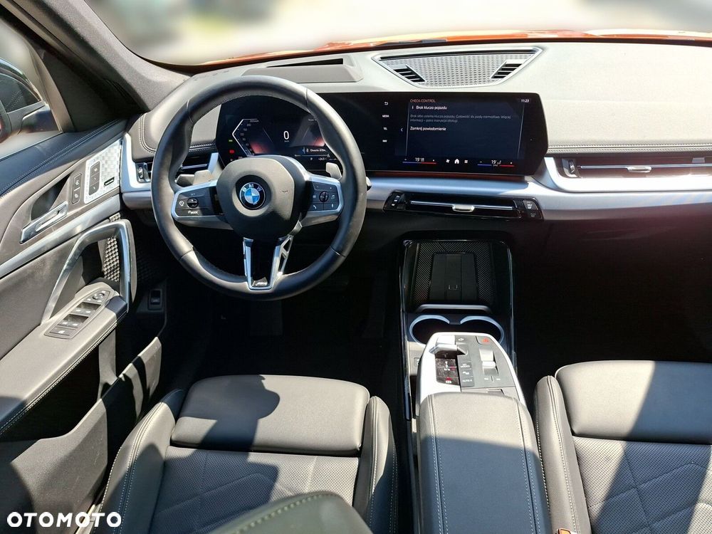 BMW X1 xDrive23i mHEV xLine sport - 12