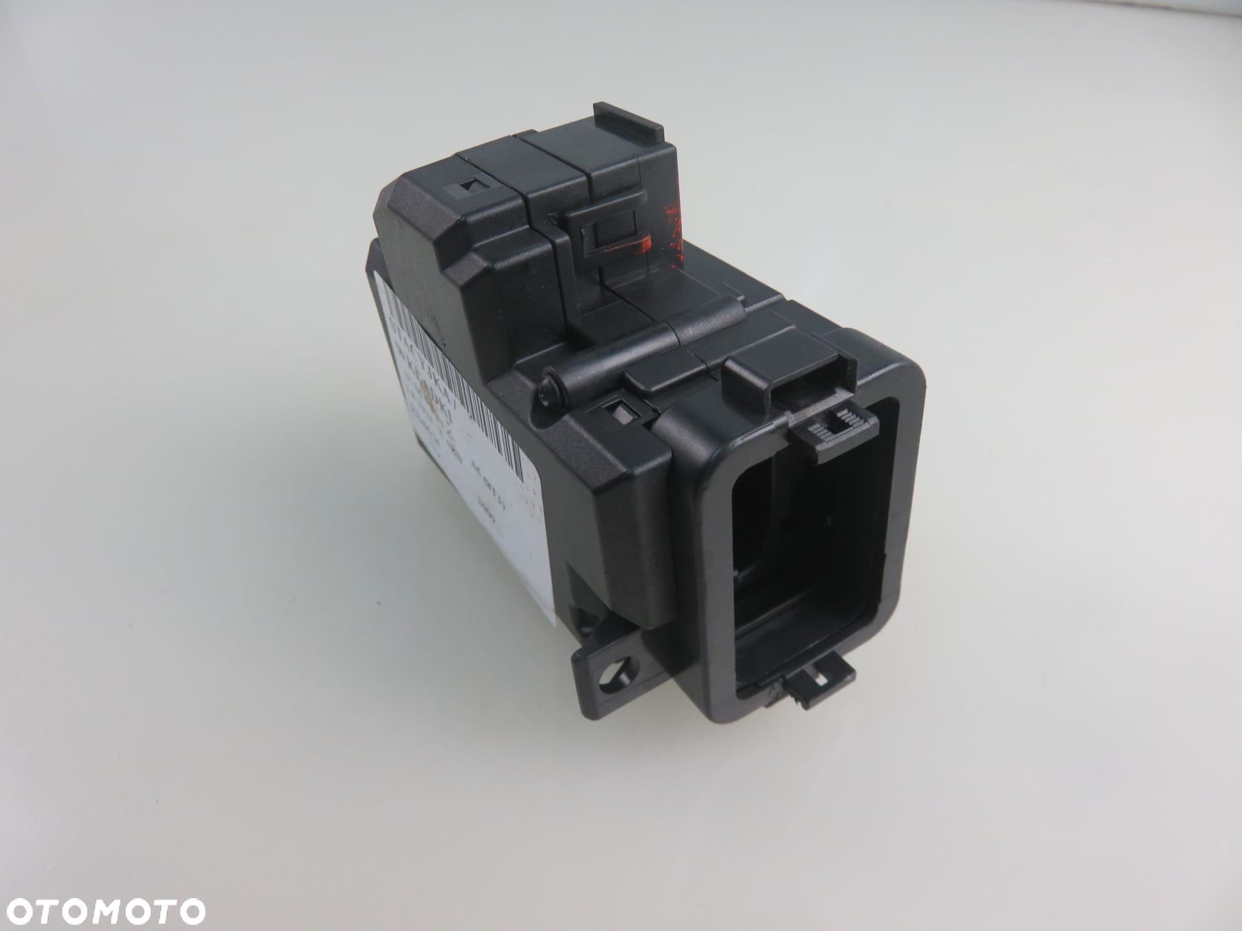 STACYJKA AUDI A5 (8T3) 8K0909131C - 8