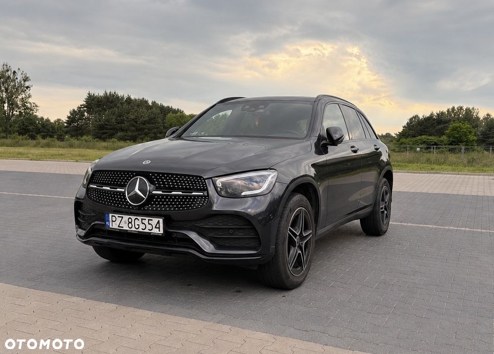 Mercedes-Benz GLC - 1