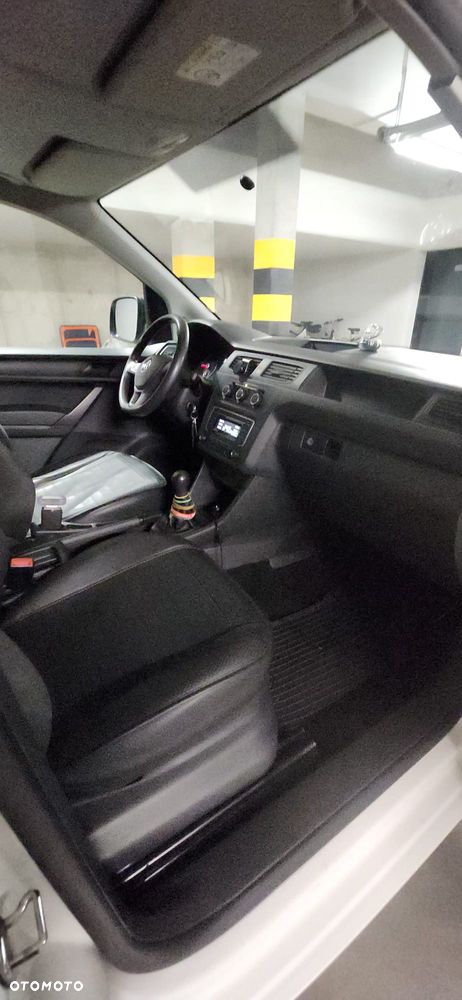 Volkswagen Caddy - 4