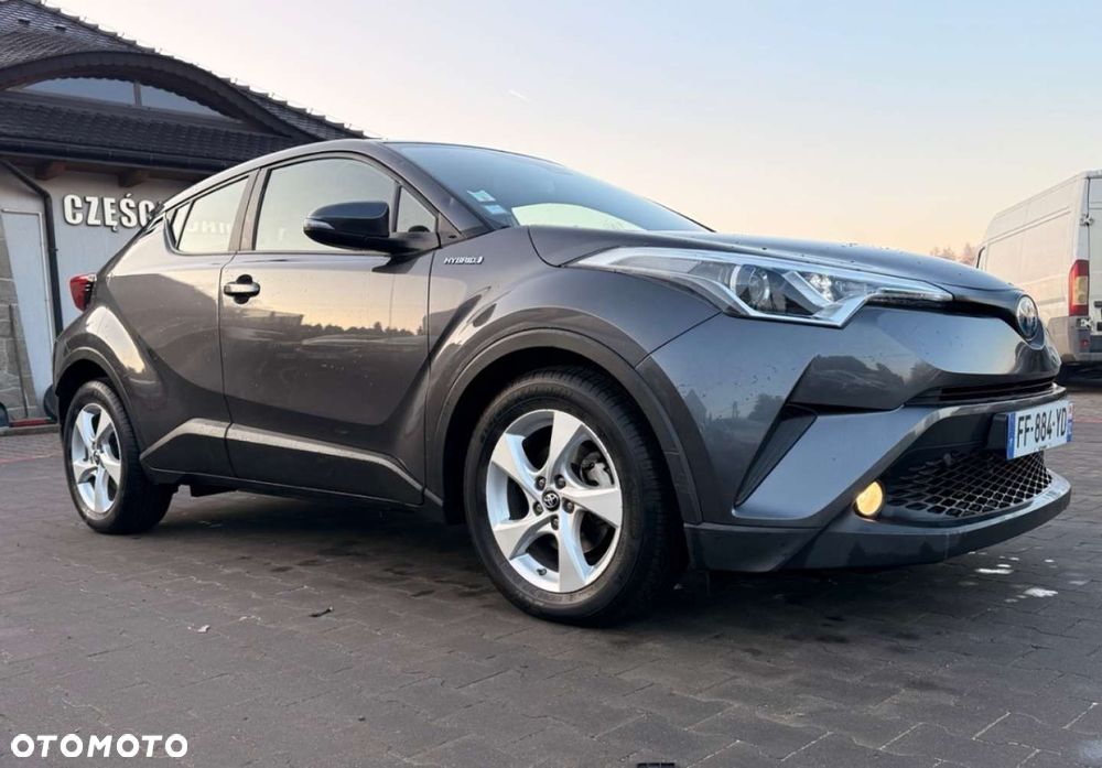Toyota C-HR - 4