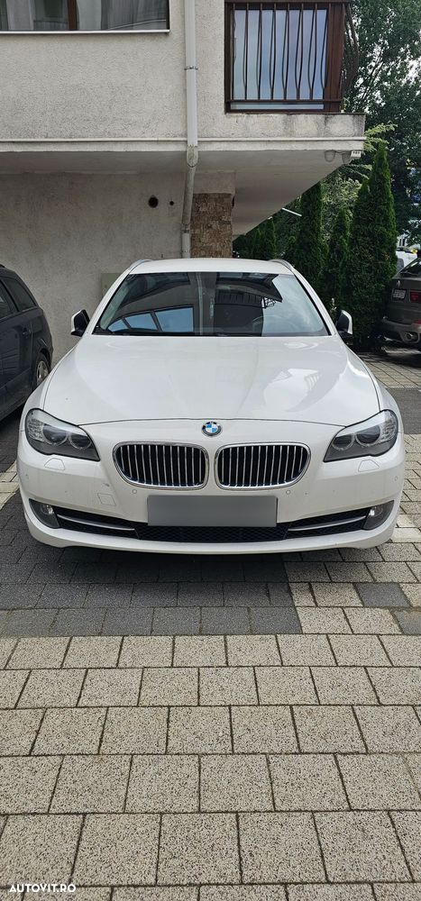BMW Seria 5 525d xDrive - 1