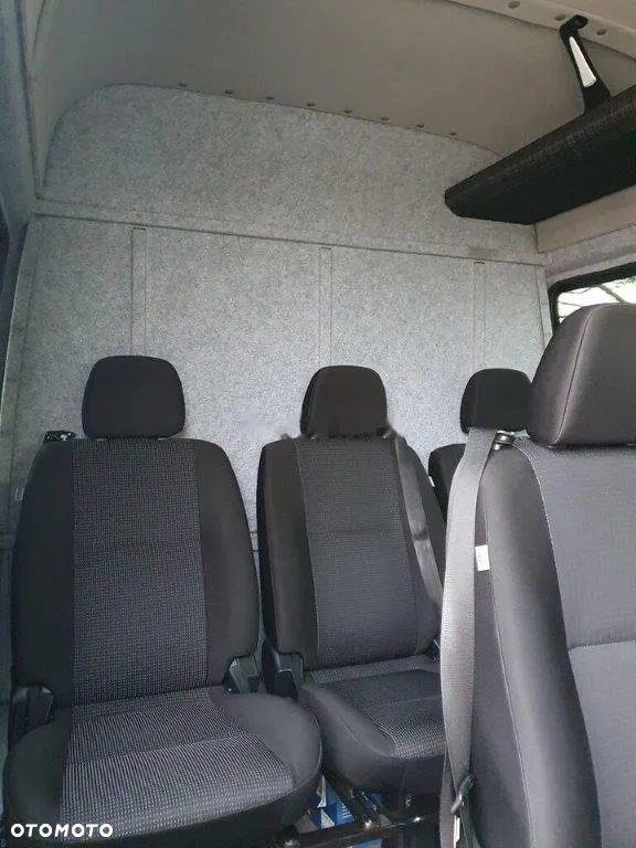 Mercedes-Benz Sprinter 319 CDI 906.235 - 21