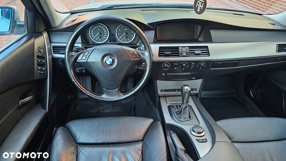 BMW Seria 5 530i - 8