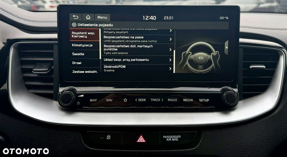 Kia XCeed - 30