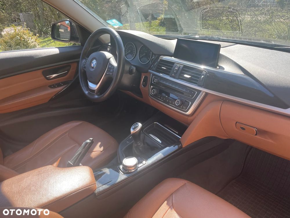 BMW Seria 3 320d Luxury Line - 10
