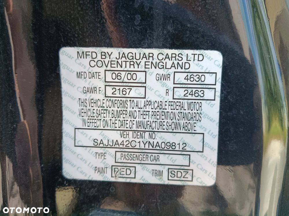 Jaguar XK8 - 23
