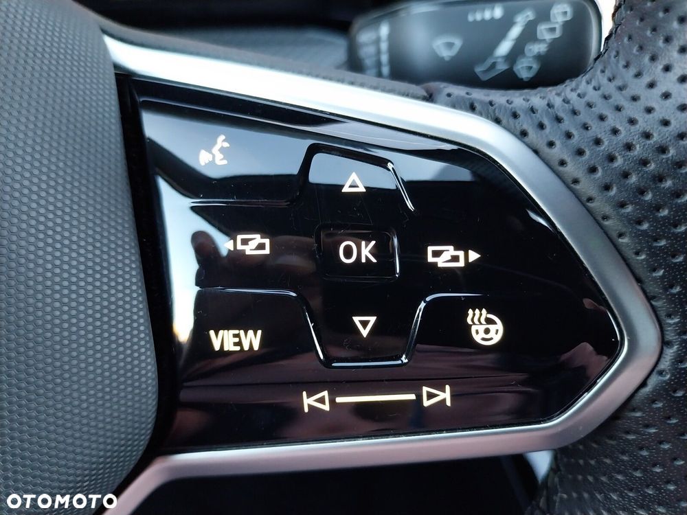 Volkswagen Golf - 18