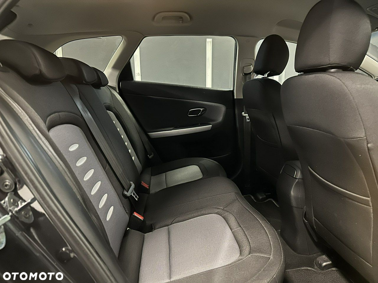 Kia Ceed - 12