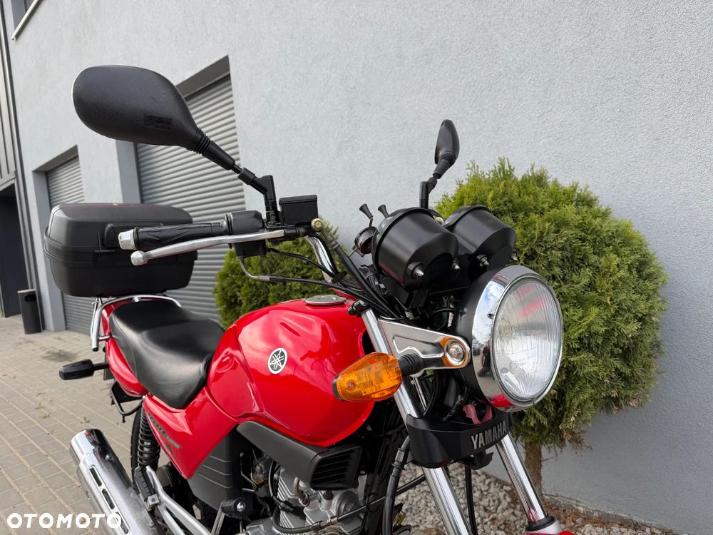 Yamaha YBR - 15