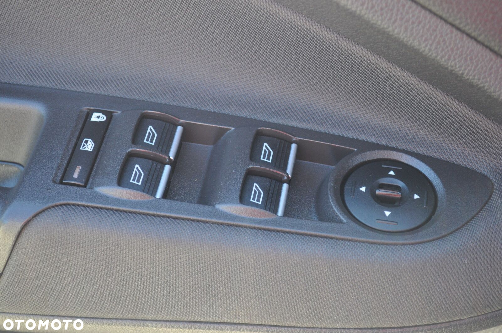 Ford Grand C-MAX - 16