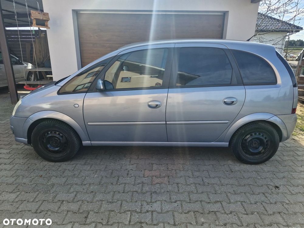 Opel Meriva 1.6 16V - 8