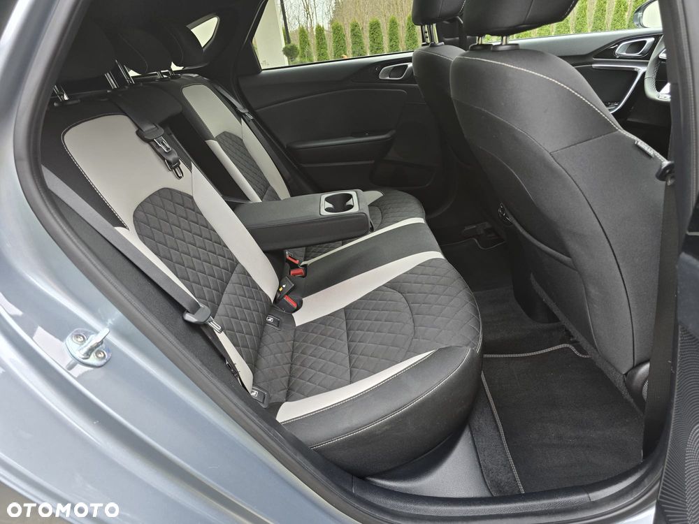 Kia ProCeed 1.6 CRDi DCT7 SCR GT LINE - 35