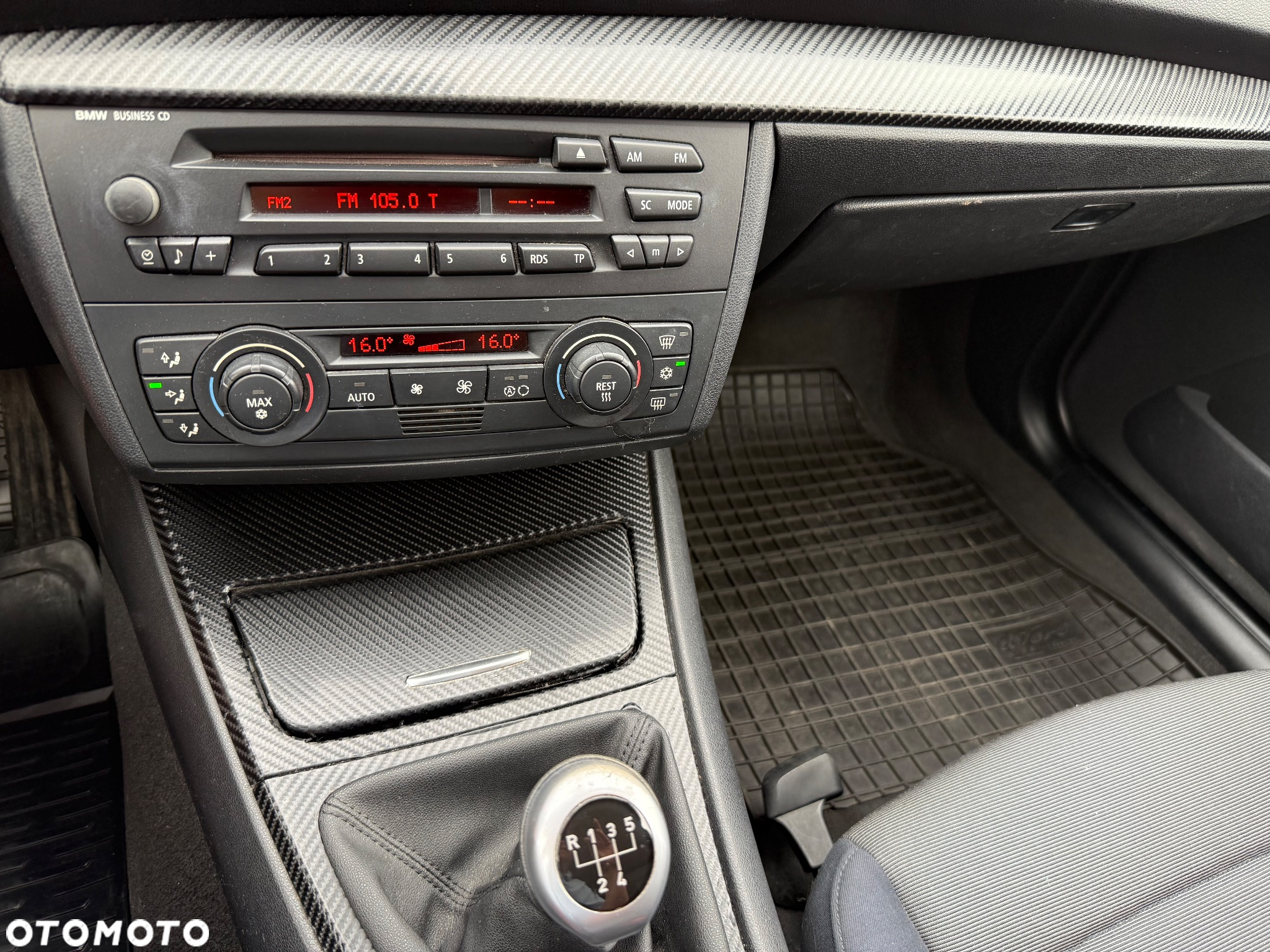 BMW Seria 1 118i - 6