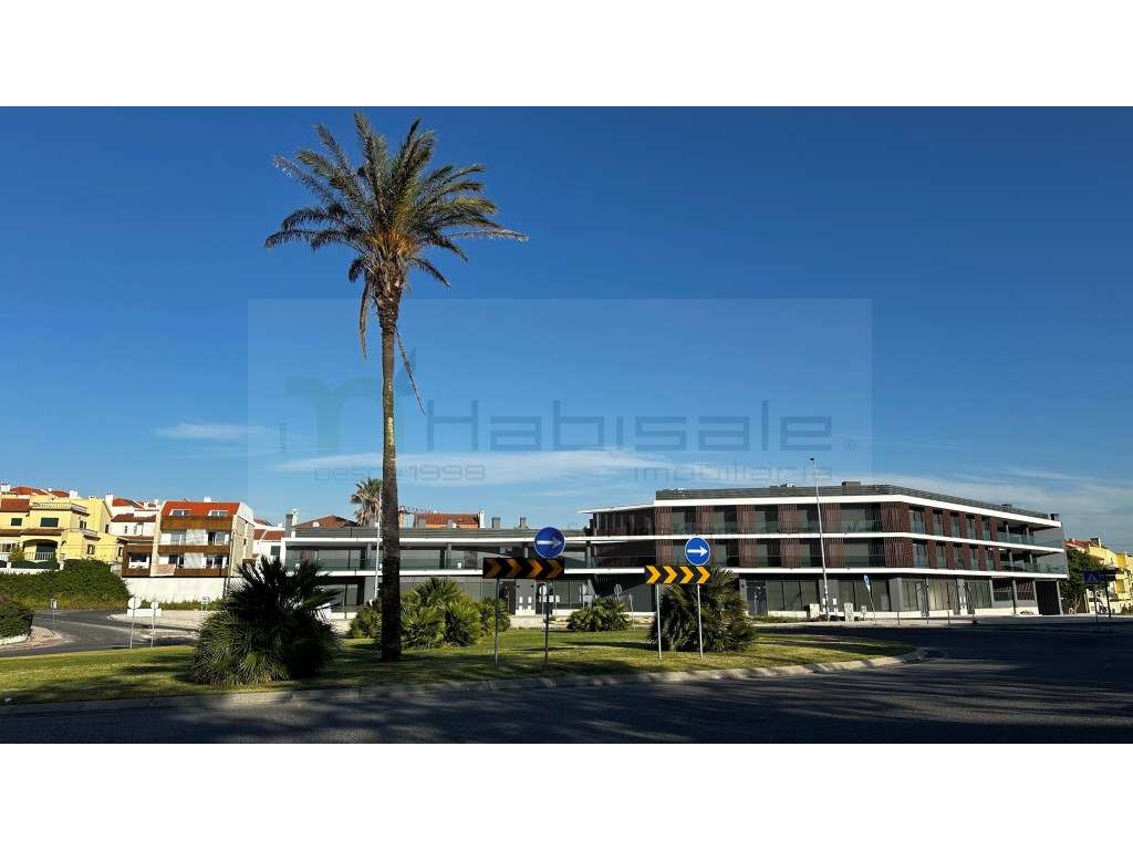 Moradia T3+1 a 5 minutos da Faculdade e das praias da Caparica - Grande imagem: 5/17