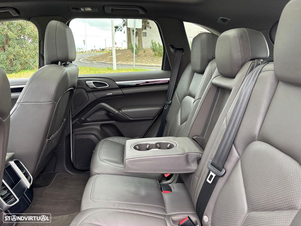 Porsche Cayenne S Tiptronic S - 49