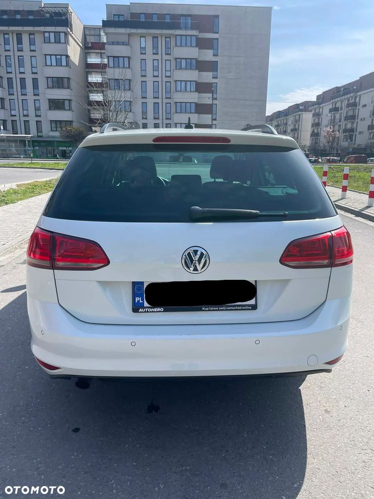 Volkswagen Golf 1.2 TSI BMT Comfortline - 9