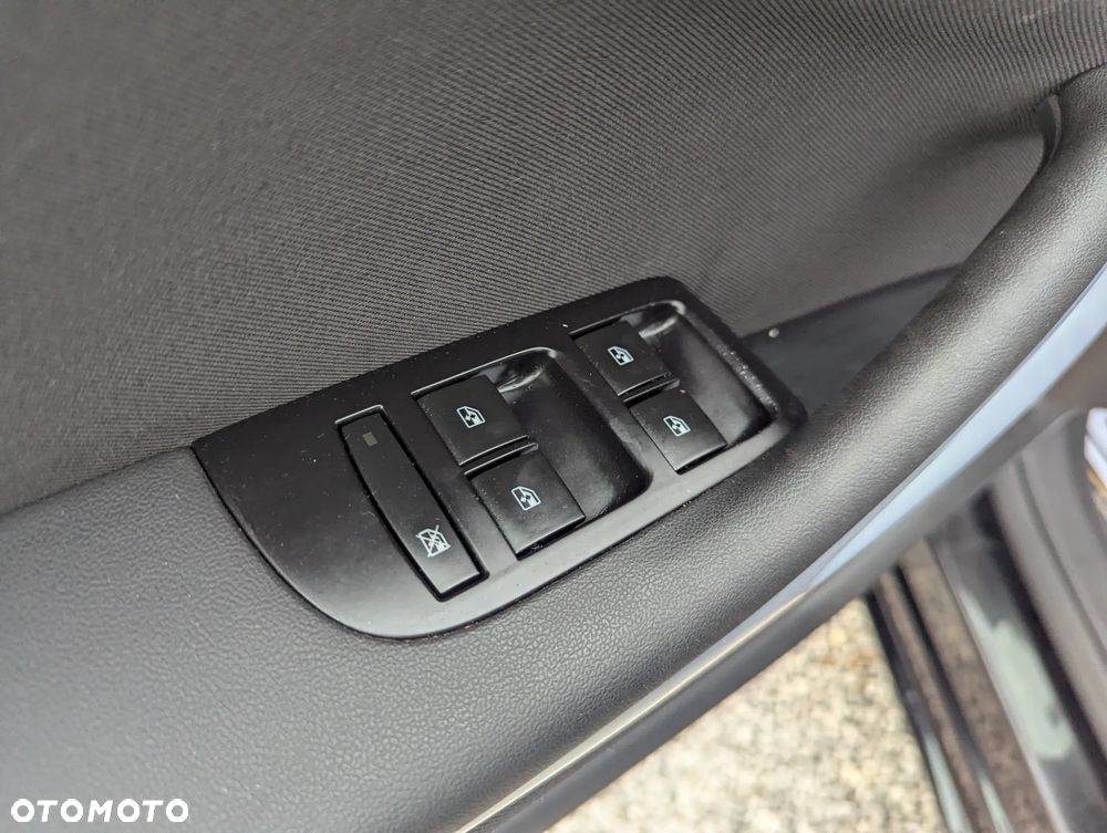 Opel Zafira 2.0 D (CDTI) Automatik Business Edition - 20