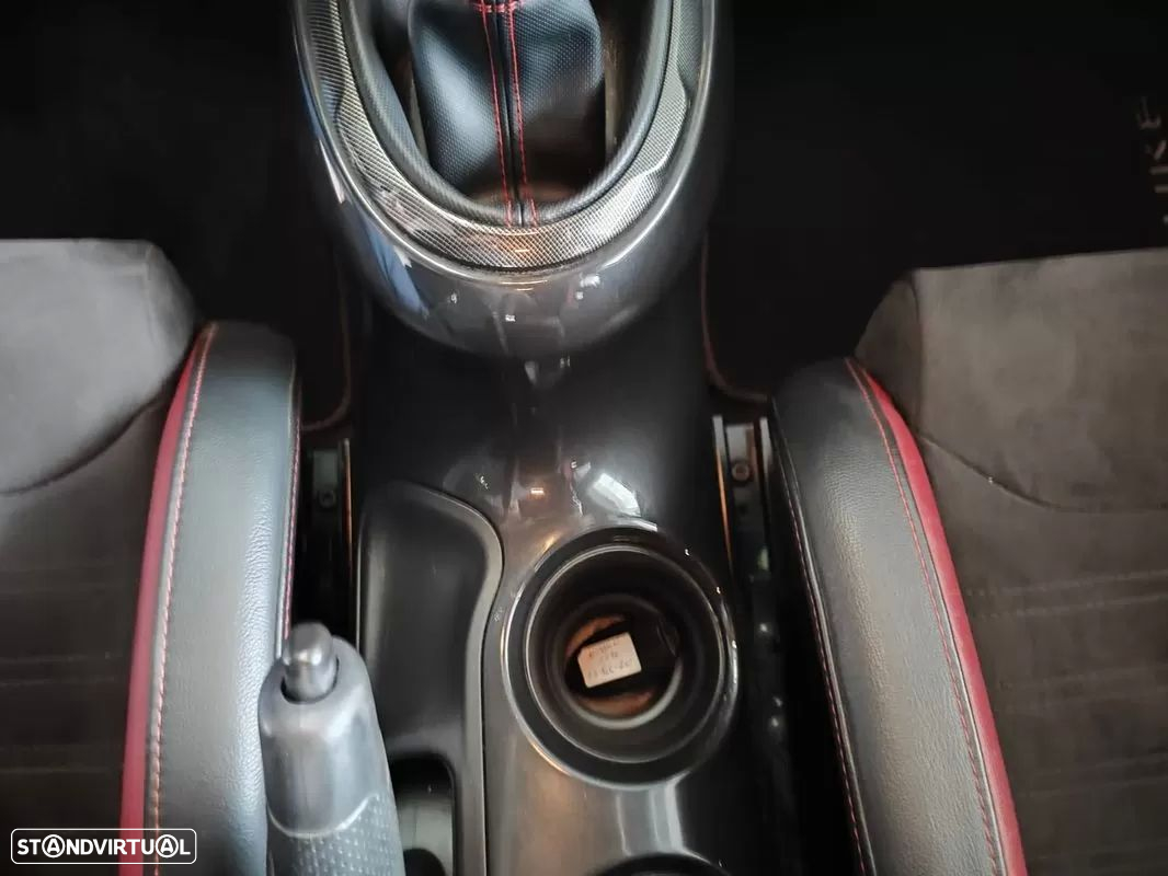 Nissan Juke 1.6 DIG-T Nismo RS P.Recaro - 35
