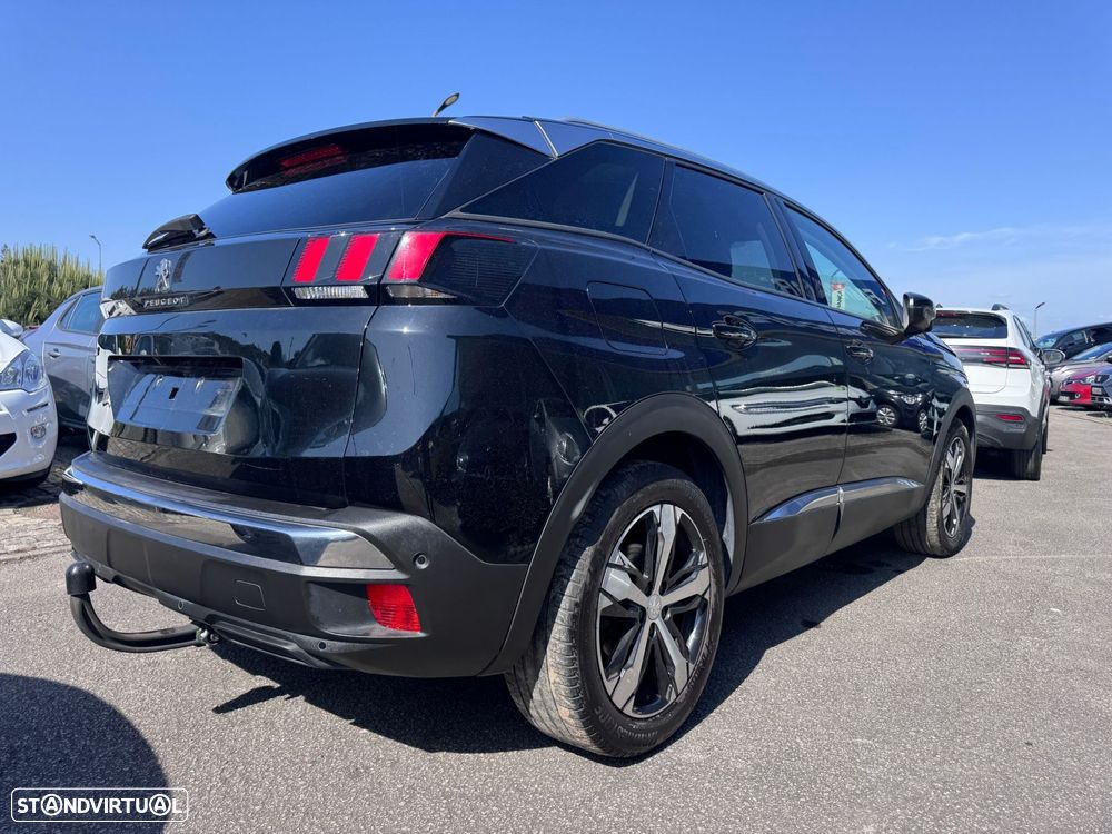 Peugeot 3008 1.2 PureTech Allure EAT8 - 8