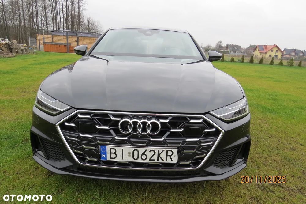 Audi A7 2021 photo 2