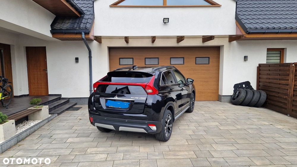 Mitsubishi Eclipse Cross - 8