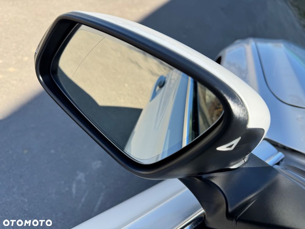 BMW Seria 3 330e iPerformance Luxury Line - 18