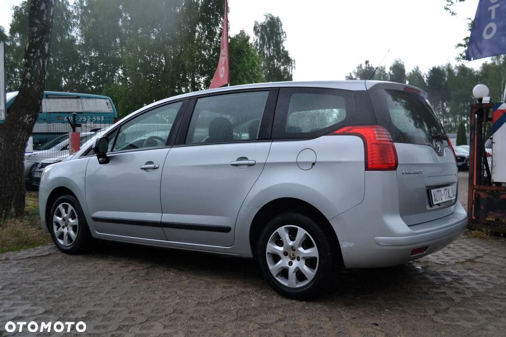Peugeot 5008 HDI FAP 110 Family Plus - 5