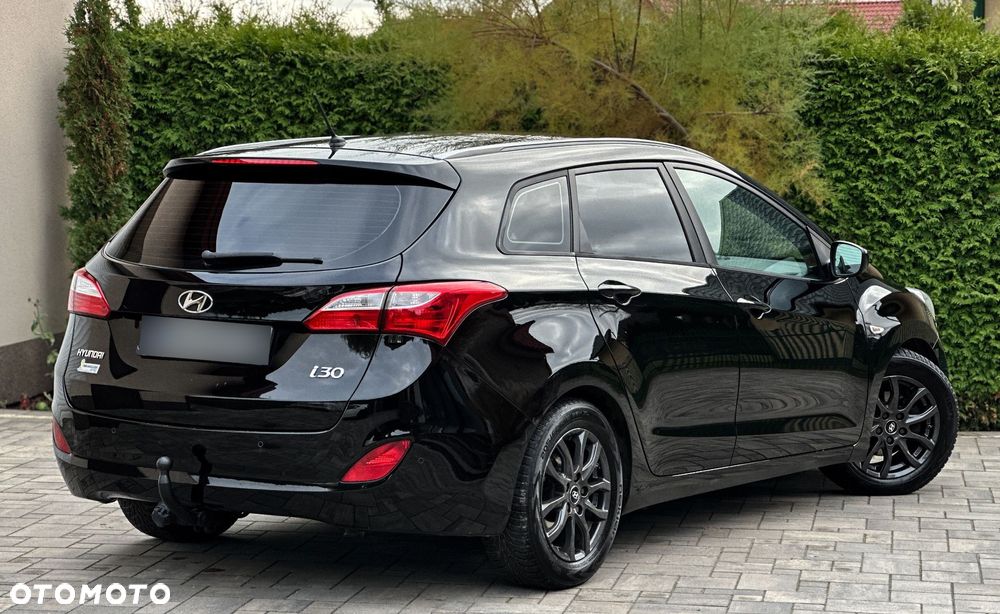 Hyundai i30 1.6 CRDI Fifa World Cup Edition - 20
