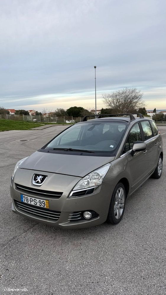 Peugeot 5008 1.6 HDi Executive JLL17 - 4