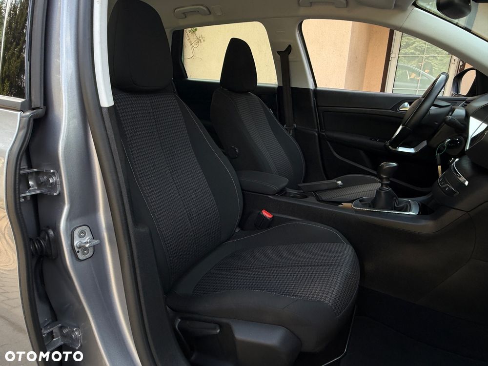 Peugeot 308 - 14