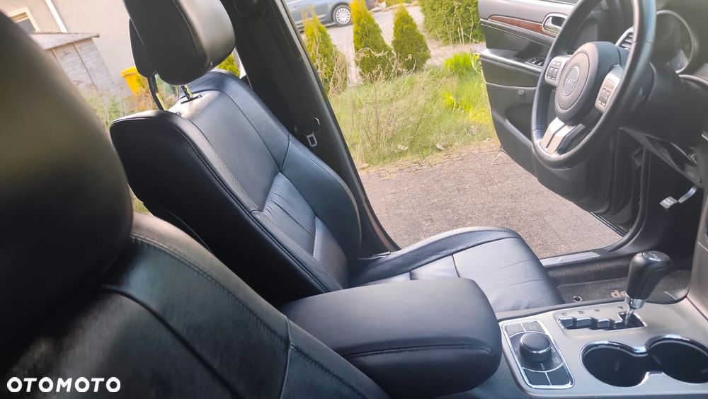 Jeep Grand Cherokee 3.0I CRD Overland Summit - 30