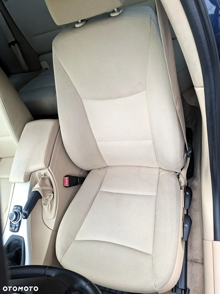 BMW Seria 3 318d DPF Edition Exclusive - 8