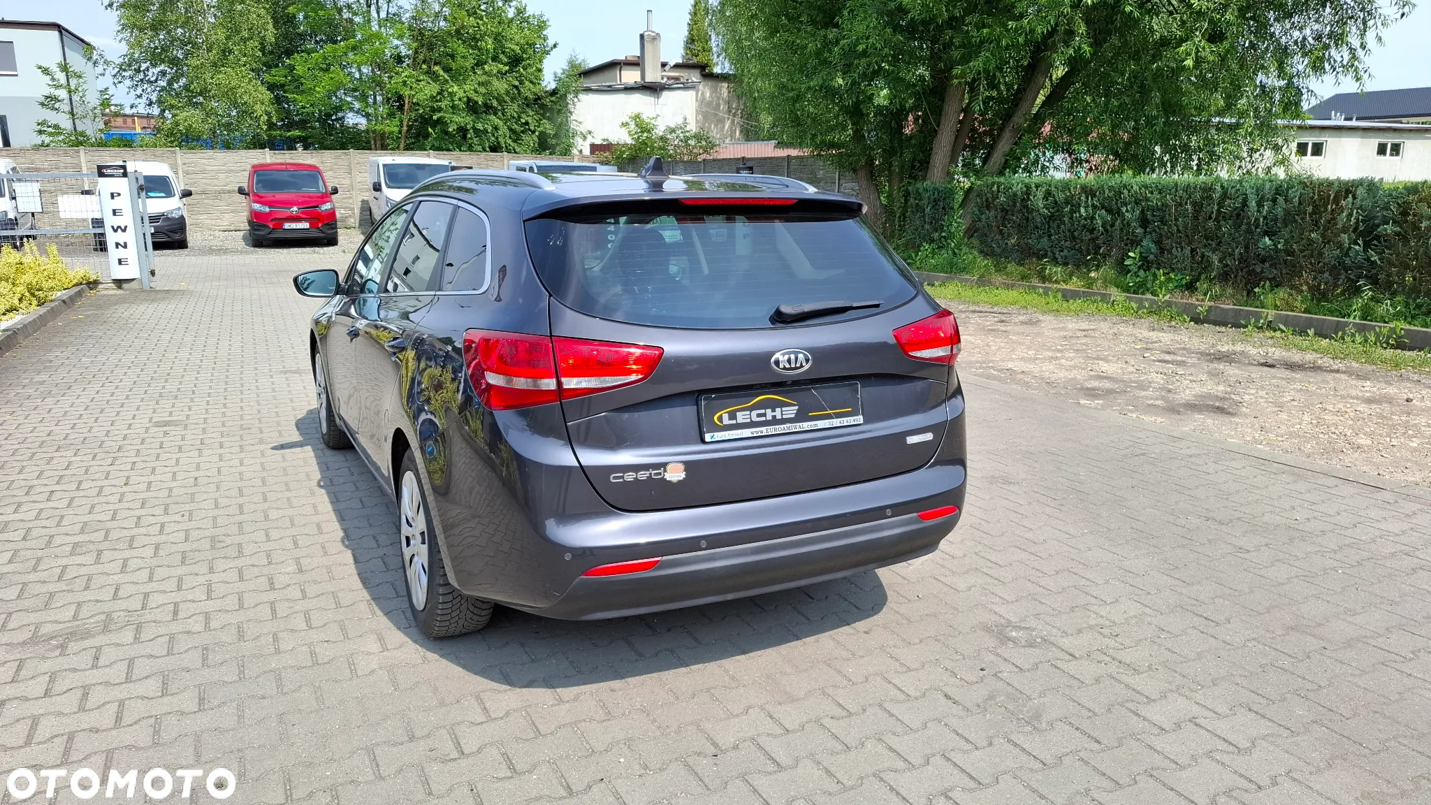Kia Ceed - 26