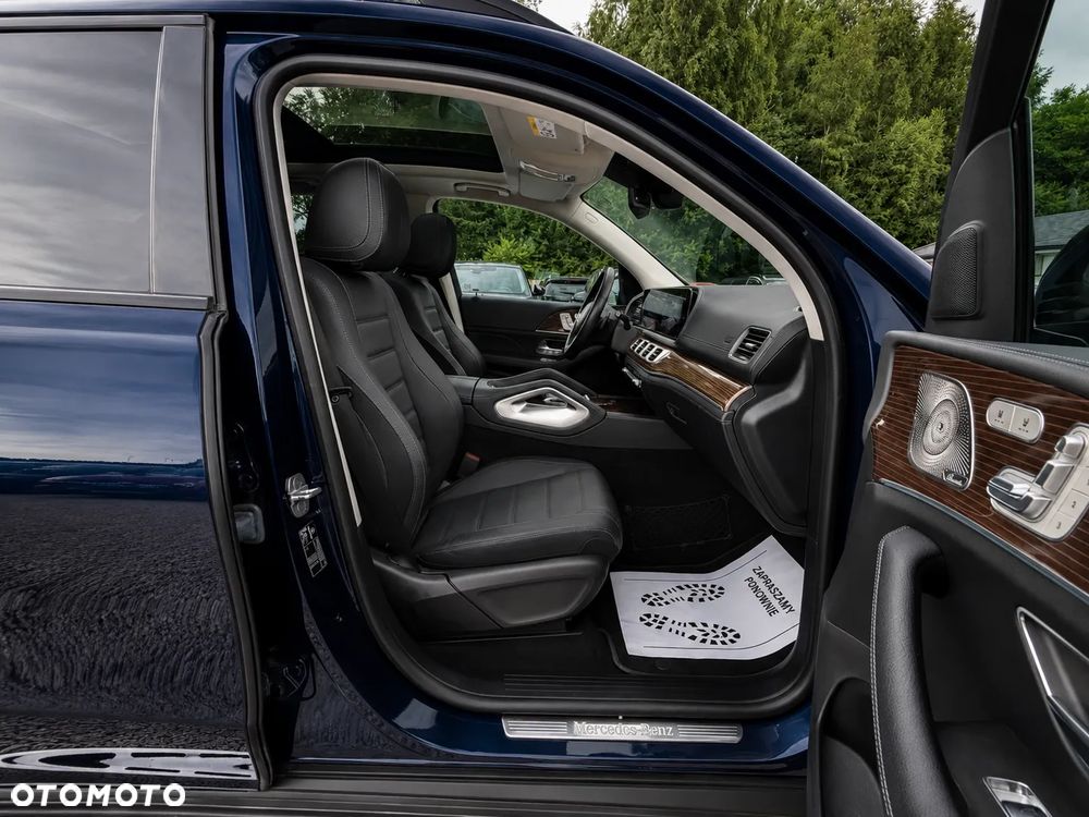 Mercedes-Benz GLE - 32