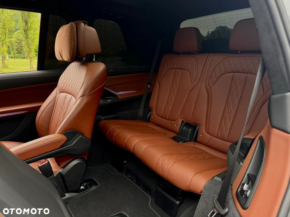 BMW X7 xDrive40i mHEV M Sport Edition sport - 33