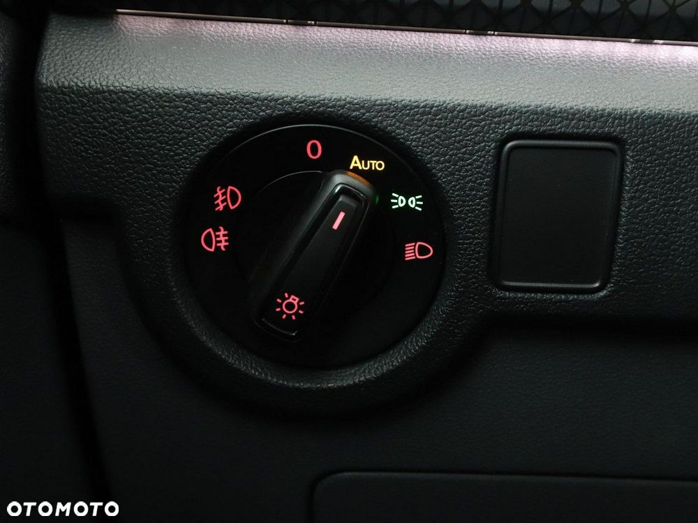 Volkswagen T-Cross - 35