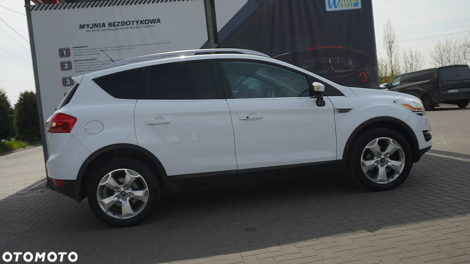 Ford Kuga 2.0 TDCi 4WD Titanium - 14