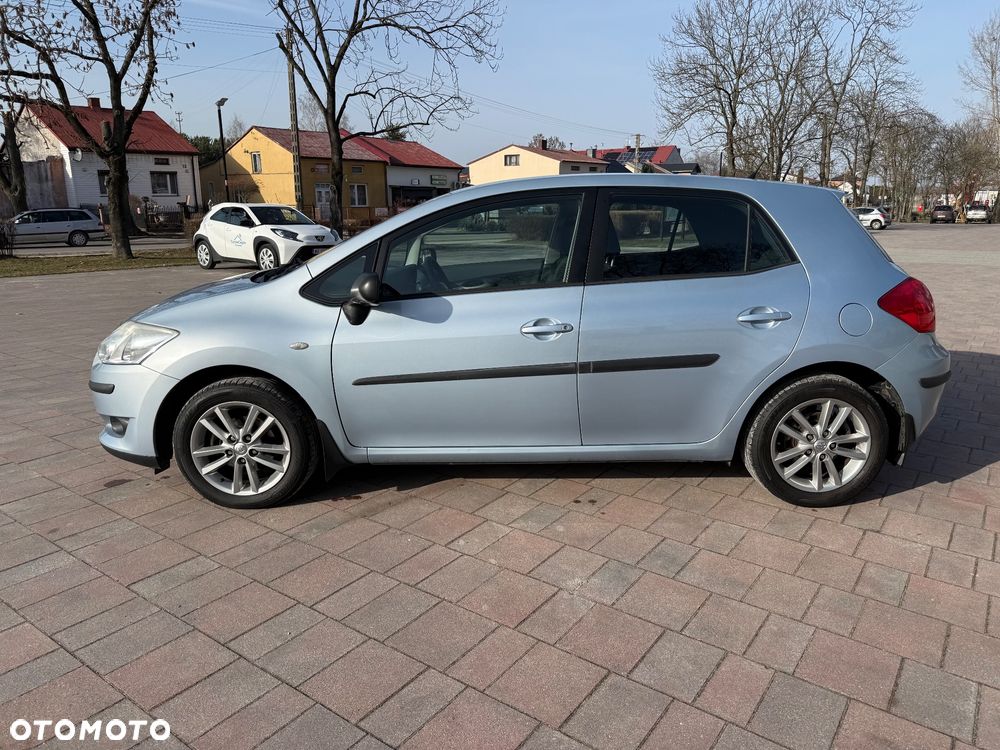 Toyota Auris 1.6 VVT-i Prestige Start - 5