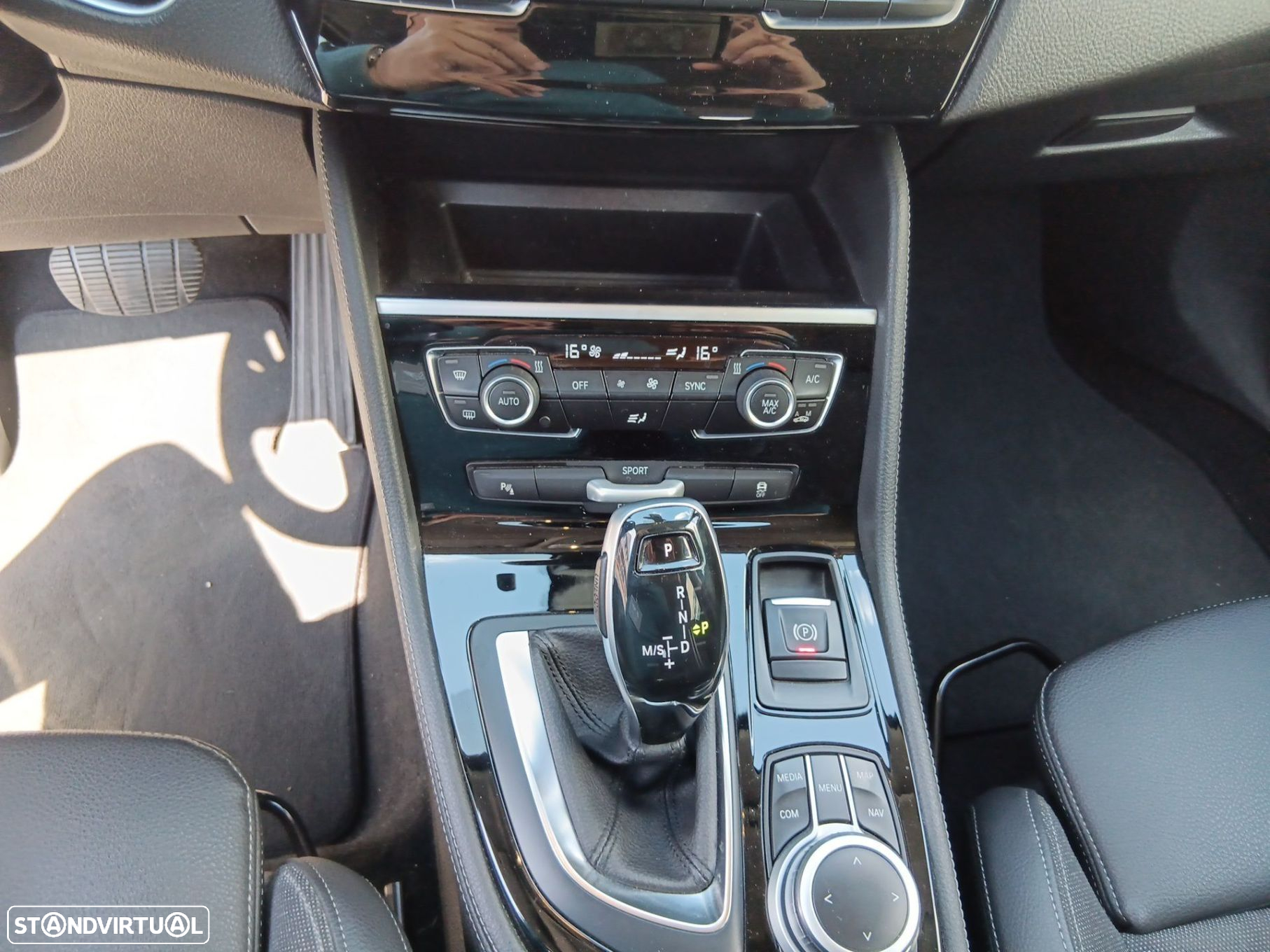 BMW 216 Active Tourer d Line Sport Auto - 17
