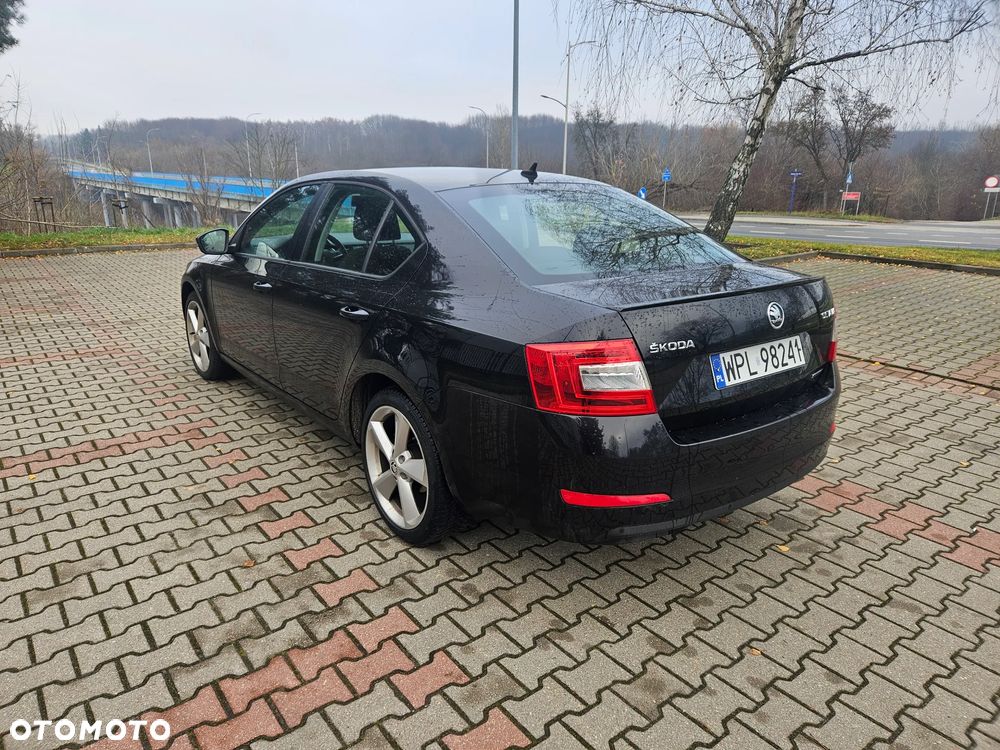 Skoda Octavia 1.6 TDI Greenline - 8