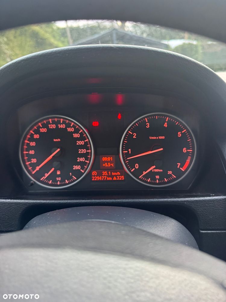 BMW X1 sDrive18i - 14