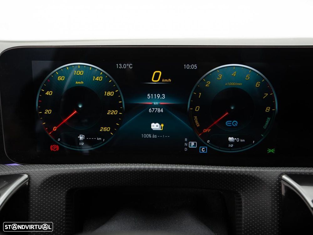 Mercedes-Benz A 250 Limousine - 25