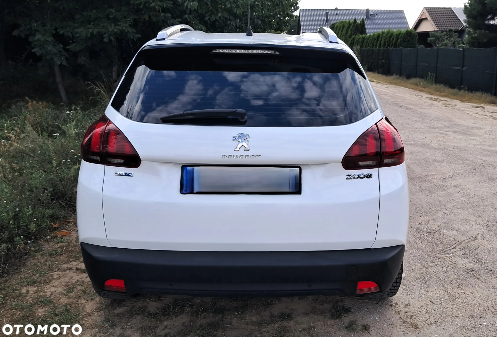 Peugeot 2008 - 7